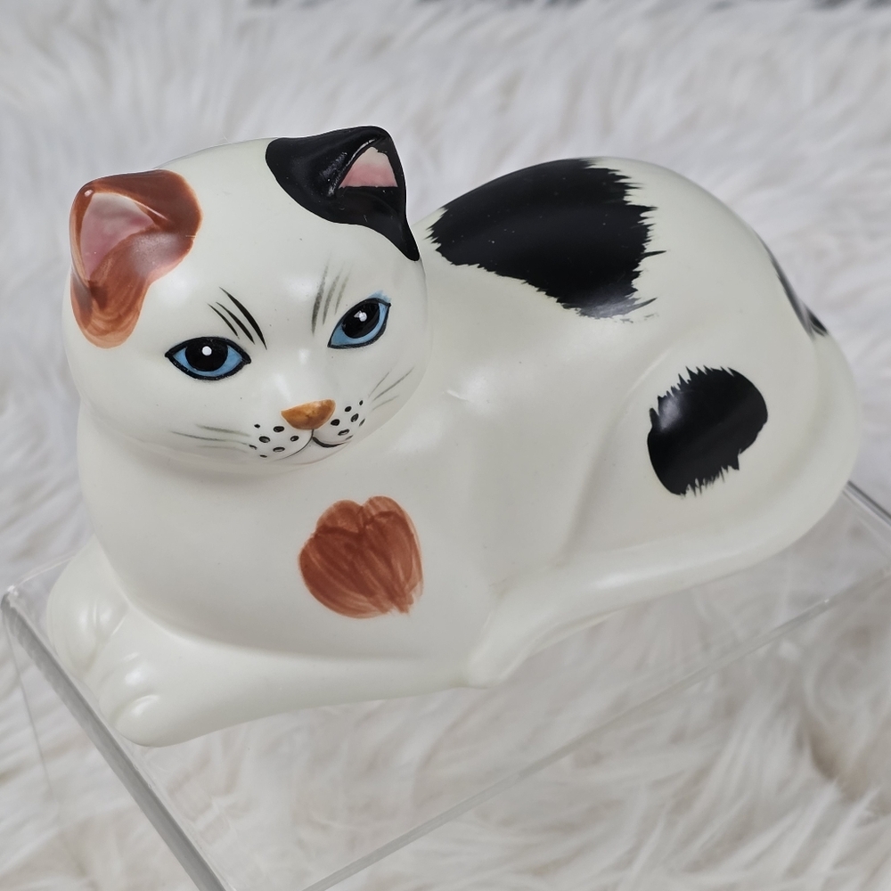 Royal Orleans Cat Figurine